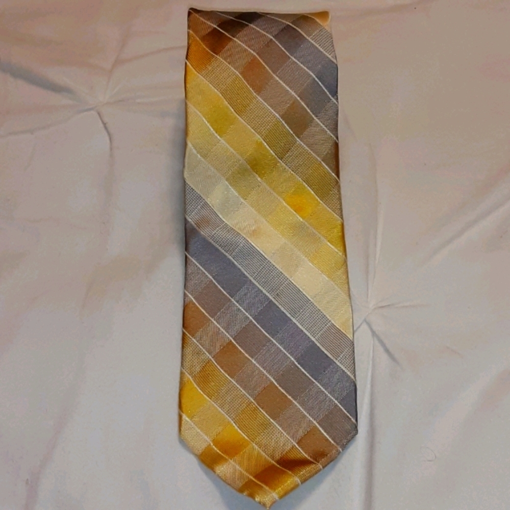 Men's tie